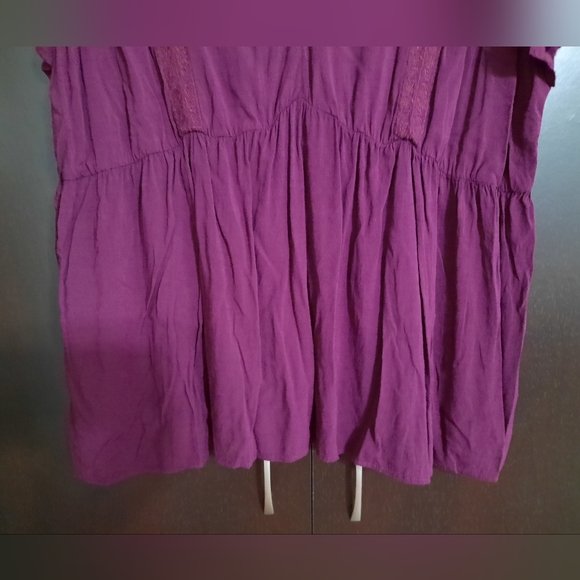 Flutter Sleeve Top - Picture 4 of 8